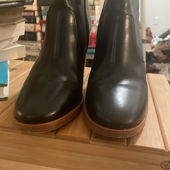 A.P.C. black leather heeled boots booties EU 40 US 9 - Picture 5 of 5